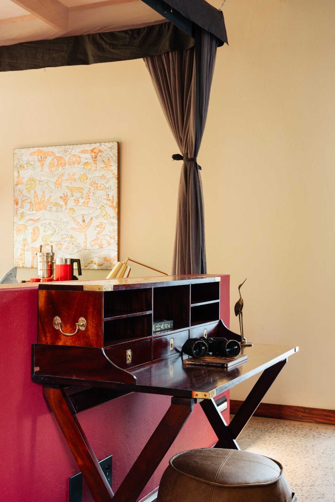 safari suites